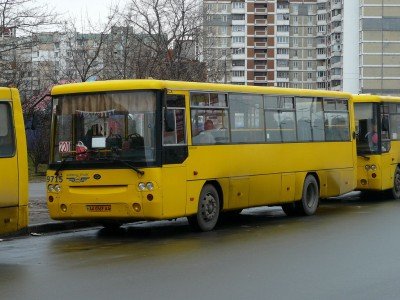 В Киеве водитель маршрутки отказался перевозить 