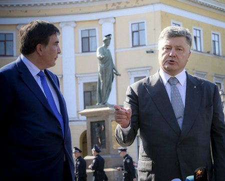 Порошенко рассчитывает, что Саакашвили будет отличным премьером