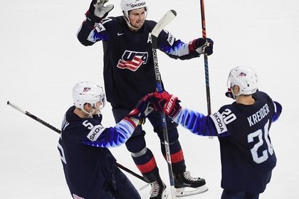 США разгромили Канаду и стали третьими на чемпионате мира по хоккею