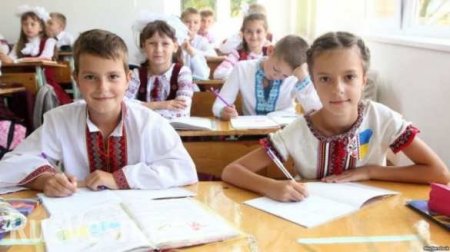 «Деградация образования»: почему украинские выпускники не знают язык и историю своей страны
