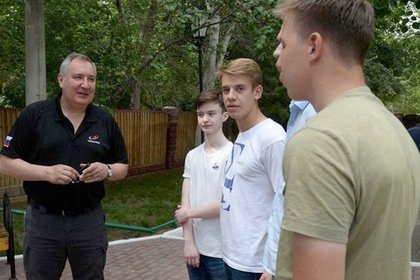 Рогозин рассказал о своей первой ракете
