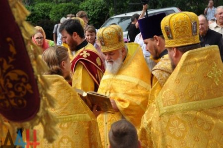 В ДНР праздничным богослужением отметили День крещения Руси