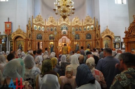 В ДНР праздничным богослужением отметили День крещения Руси